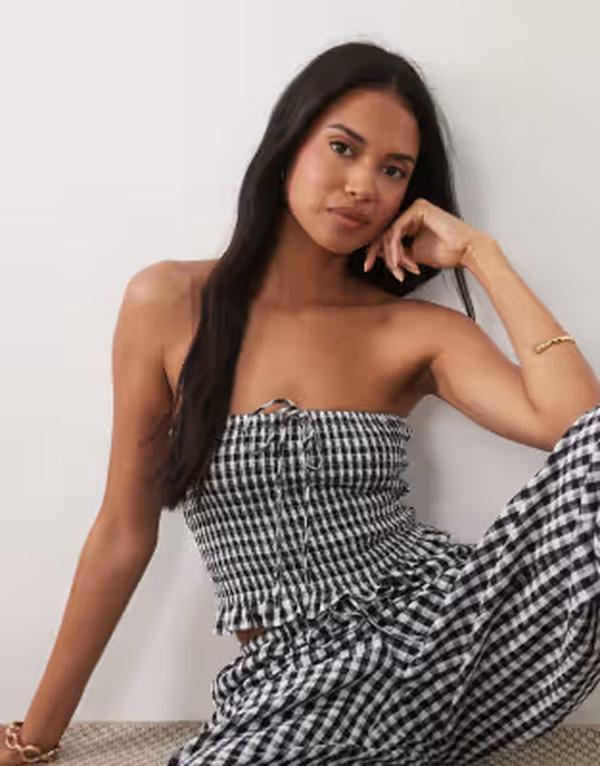 エイソス レディース トップス プルオーバー ギンガム照合のしるし ギンガム ASOS DESIGN shirred bandeau top gingham Black gingham 黒いこと