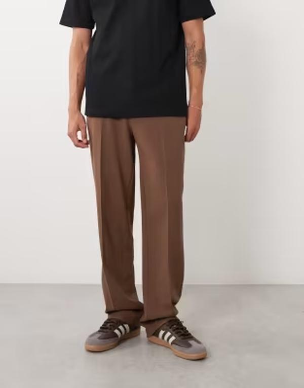 エイソス メンズ ボトムス 心地よいズボン下 ASOS DESIGN flexMAX smart straight pants with elastic waist BROWN 赤銅色