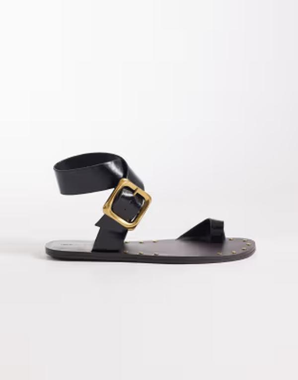 エイソス レディース シューズ サンダル ASOS DESIGN Freely toe loop crosstrap flat sandals Black 黒いこと