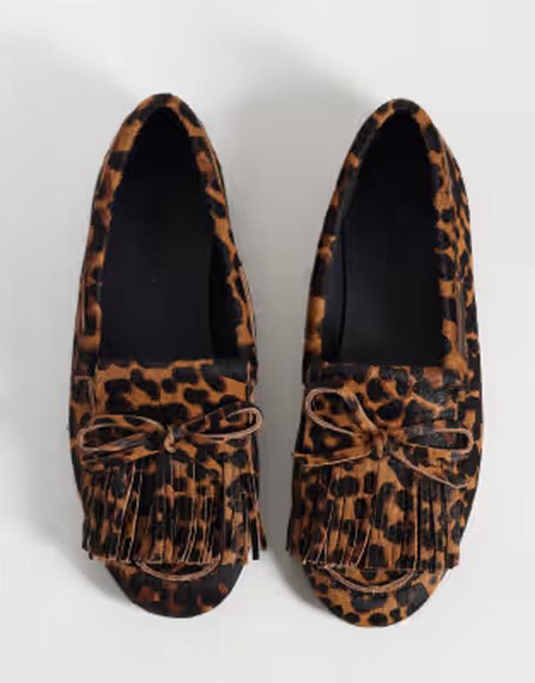 エイソス レディース シューズ スリッポン・ローファー 刷り上げる なめし革 フリンジ ASOS DESIGN Moxen premium fringe detailoafers インチ hair インチ realeather with leopard print LEOPARD PRINT 毛の荒物
