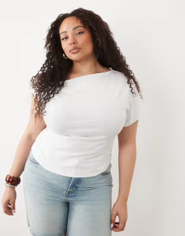 エイソス レディース トップス ティーシャツ ギャザー ASOS Curve ASOS DESIGN Curve ruched sleeve fallen shoulder waisted tee WHITE 白いこと