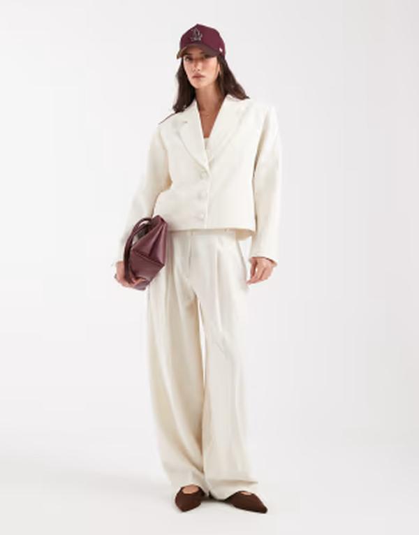 エイソス レディース ボトムス 心地好いズボン下 ローライズ ASOS DESIGN tailored low rise slouchy balloon pants Ivory 象牙色