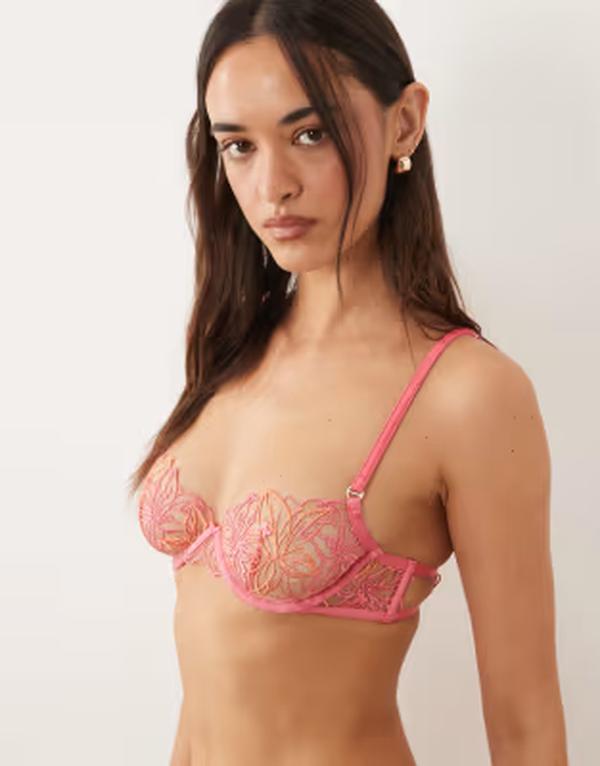 青碧ベラ レディース アンダー御召しもの ブラ 御花柄 刺しゅう 御花 Bluebella floral embroidered underwired bra lemonade Pink lemonade さくら色