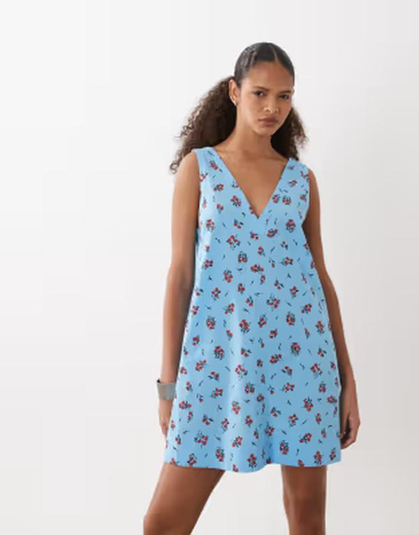 エイソス レディース トップス 衣裳 Vのど首 御花柄 ミニ 綿織物 リネン 御花 ASOS DESIGN cotton linen v neck smock mini dress floral Blue Floral 青碧