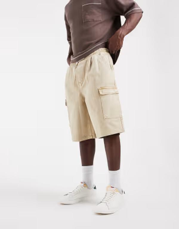 エイソス メンズ ボトムス 二分の一ズボン下・さる股引き ジーンズ ASOS DESIGN pull-on loose denim cargo jorts BEIGE ベージュ