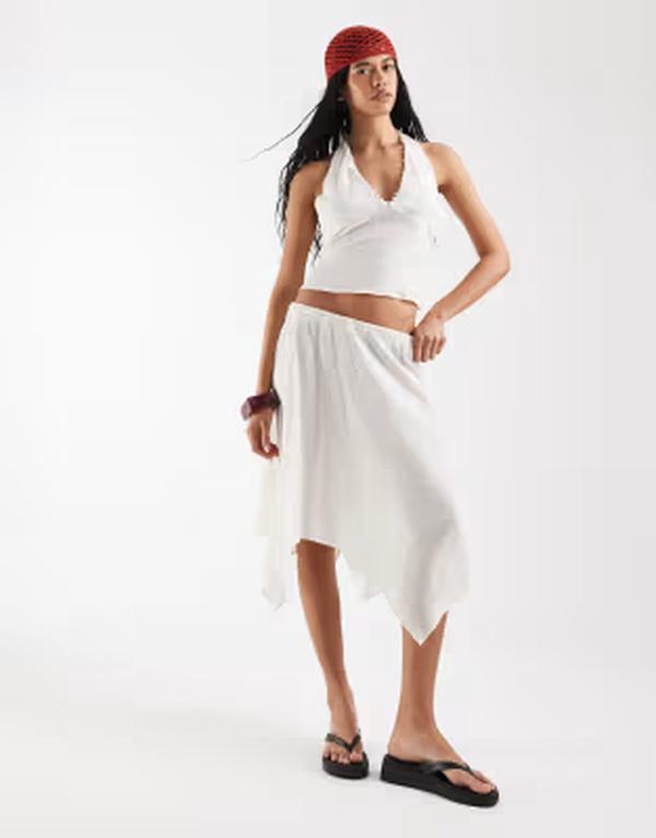 リクレイム ヴィンテージ レディース 下つ方スコート Reclaimed Vintage hanky hem skirt with pearl buttons インチ cream 皮膚軟化剤