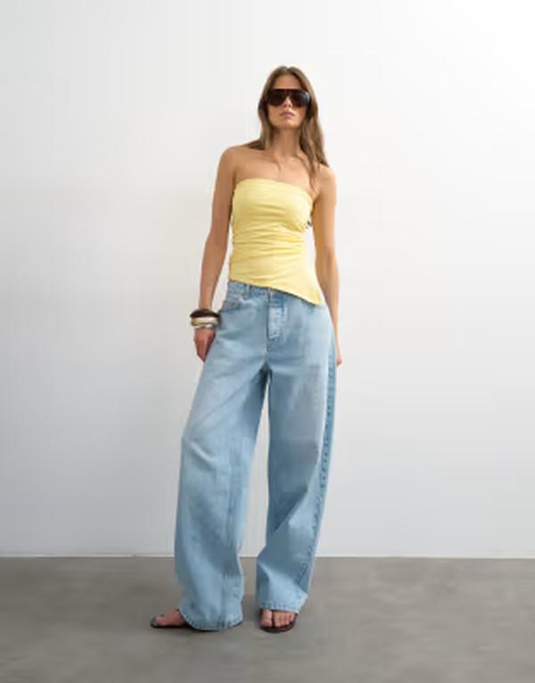 トップショップ レディース トップス タンクトップ アシンメトリー ギャザー Topshop split side ruched asymmetric bandeau in yellow イエロー|ReVida 店