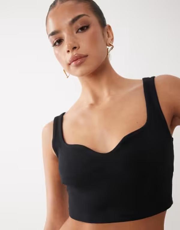 エイソス レディース トップス プルオーバー 綿織物 クロップド ASOS DESIGN compact cotton cropped tank top with curved neckline Black 黒いこと