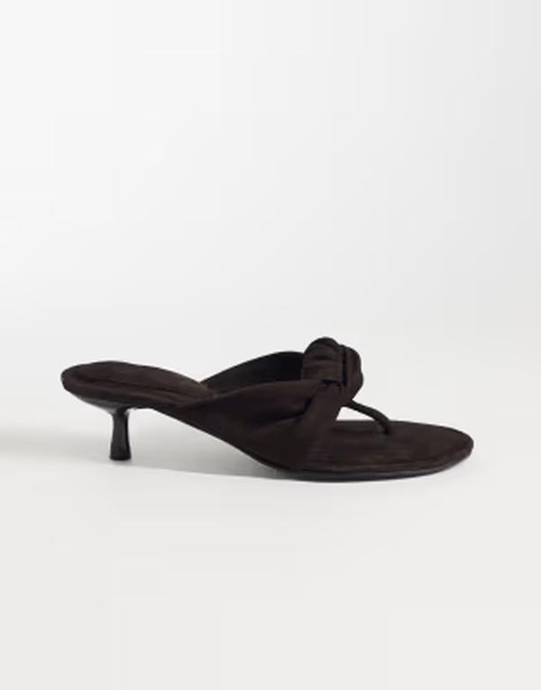エイソス レディース シューズ サンダル スエードクロス 踵 ASOS DESIGN Heartbreak premium knotted heeled flip flops インチ chocolate suede CHOCOLATE SUEDE 黒茶