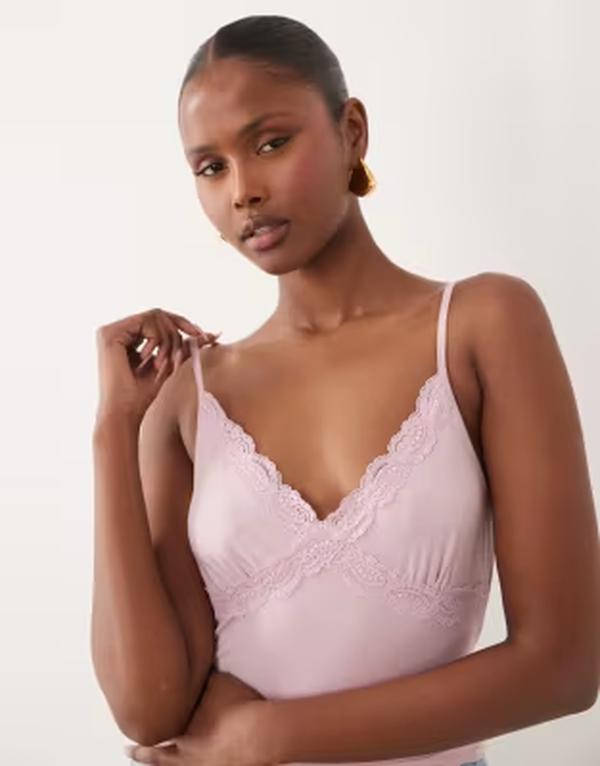 エイソス レディース トップス プルオーバー スピード競技刈り込み スピード競技 ASOS DESIGN slinky lace trim cami top インチ lilac 紫はしどい
