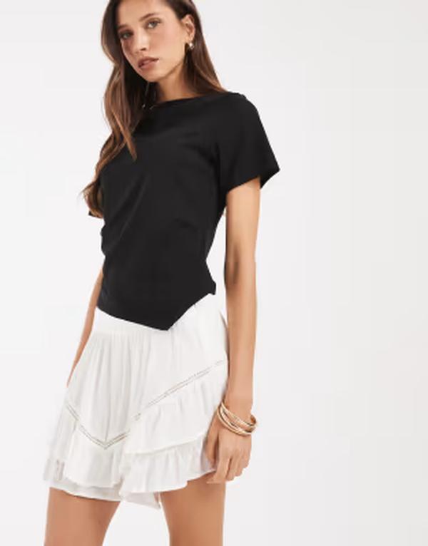 オンリー レディース ボトムスカート フリル ONLY ruffled skort WHITE ホワイト|ReVida 店