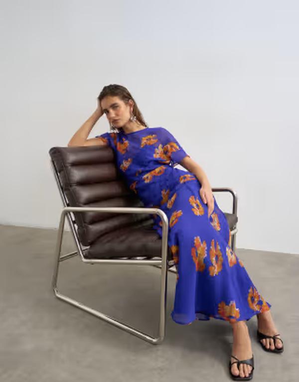 トップショップ レディース トップス ワンピース シフォン フラワー柄 マキシ フラワー Topshop chiffon maxi dress with pintuck detailing and orange floral Purple orange オレンジ｜ReVida 店