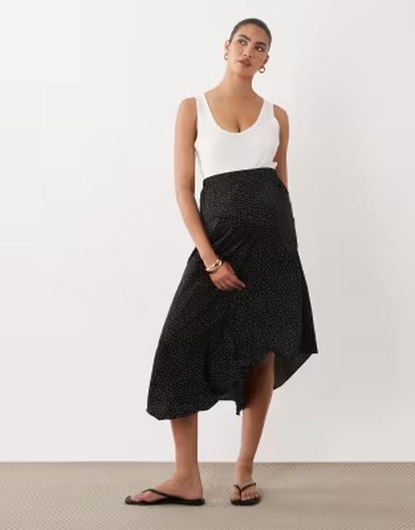 ママライシアス レディース 下つ方スコート 一点柄 一点 刷り上げる マタニティ マキシ Mama.licious Mamalicious Maternity woven maxi skirt and white polka dot print Black dot 黒いこと