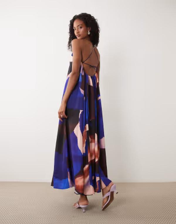 エイソス レディース トップス 衣装 刷り上げる マキシ ASOS DESIGN trapeze scoop neck full hemaxi dress with beadetail back abstract print Blue abstract 青色