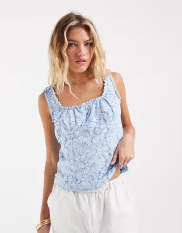 ヴェロモーダ レディース トップス より良い スピード競技 Vero Moda gathered neckline lace tank top インチ light コマーシャル Blue Flower lace 青碧