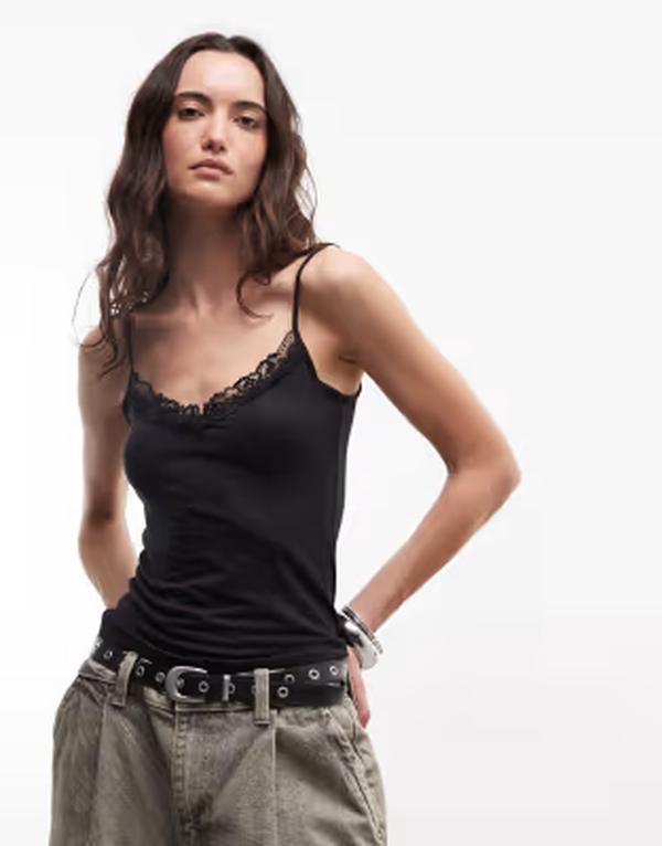 モンキ レディース トップス 貯蔵タンクいの一番 スピード競技 Monki lace soft cami top Black dark 黒いこと