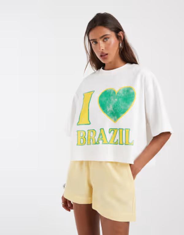 エイソス レディース トップス ティーシャツ グラフィック ASOS DESIGN Boxy crop tee with I love Brazil graphic WHITE 白いこと