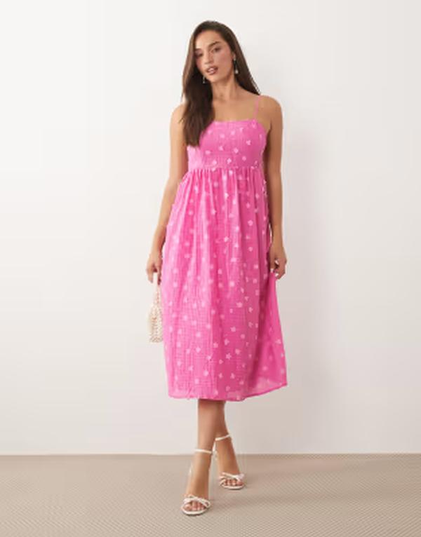 別業 レディース トップス 衣裳 御花柄 マキシ 御花 VILA 3d floral applique textured cami maxi dress Fiji flower さくら色