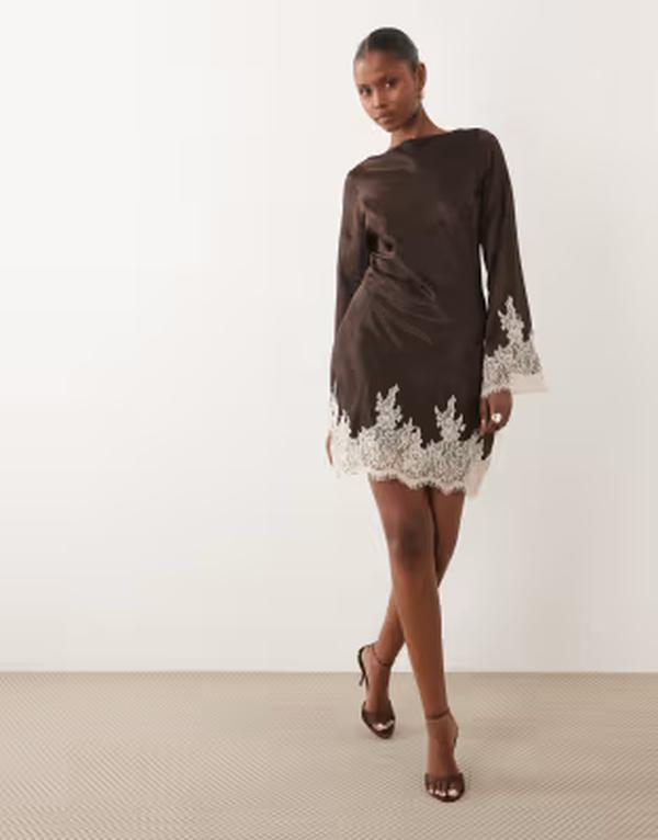 ティエフエヌシー レディース トップス 衣裳 ミニ 繻子 スピード競技 TFNC satin slash neck long sleeve lace detail mini dress インチ chocolate 黒茶