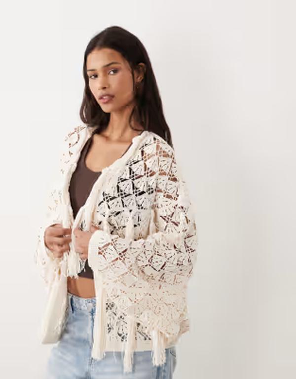 エイソス レディース アウター ジレー フリンジ ASOS DESIGN premium crochet stitch fringed cardigan インチ cream 皮膚軟化剤