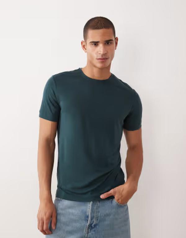 マンゴ メンズ トップス Tシャツ リラックスフィット Mango relaxed fit-shirt in dark GREEN グリーン｜ReVida 店