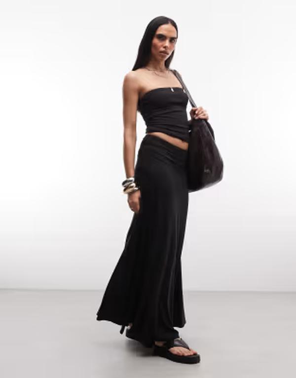 平日 レディース 下つ方スコート マキシ Weekday drapey maxi skirt Black 黒いこと