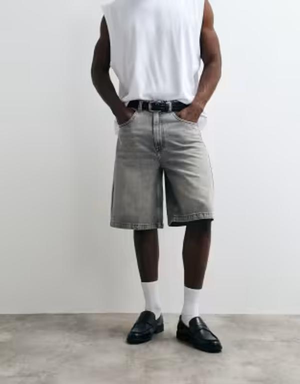 エイソス メンズ ボトムス 二分の一ズボン下・さる股引き ジーンズ ASOS DESIGN loose denim jorts Gray 薄墨色