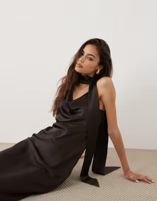 ベロモーダ レディース トップス 衣装 MIDI 繻子 Vero Moda Tall cowl neck satin camidi dress with scarf detail インチ chocolate torte 黒茶