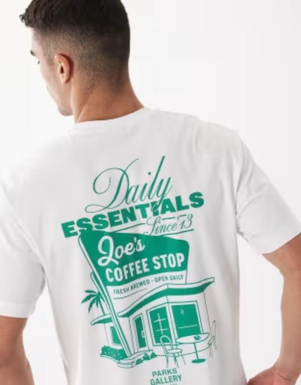 オンリーアンドサンズ メンズ トップス ティーシャツ 伸び伸びする相応う 刷り上げる ONLY \u0026 SONS relaxed fit-shirt with coffee stop back print B White DAILY ESS 白いこと