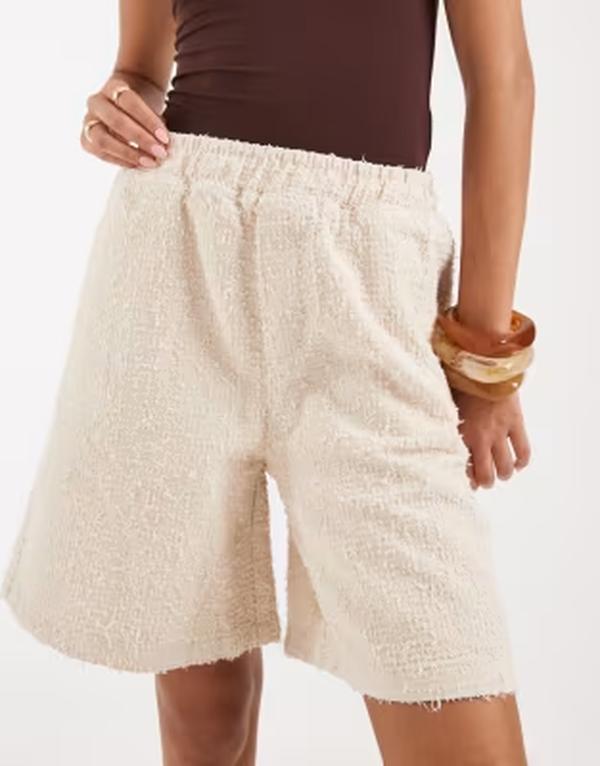 エイソス レディース ボトムス ハーフパンツ・ショーツ ショートパンツ デニム ASOS DESIGN pull on shorts in texturedenim Stone ストーン｜ReVida 店