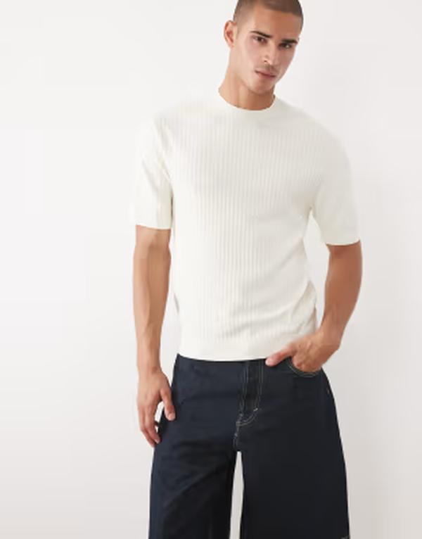 セレクティッド メンズ トップス プルオーバー 編み物 Selected viscose blend knit structured t-shirt インチ cream Egret 皮膚軟化剤