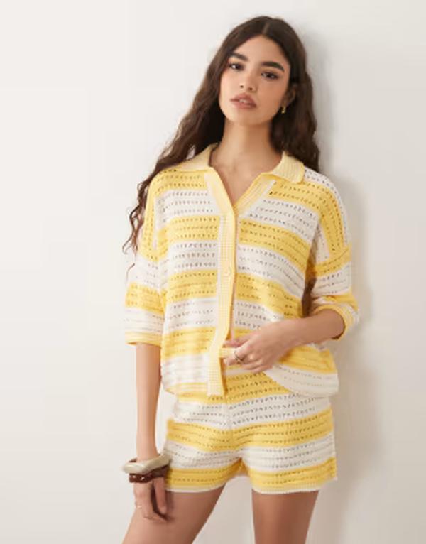エイソス レディース ボトムス 二分の一ズボン下・さる股引き 遊撃手ズボン下 編み物 ASOS DESIGN Sally beach knit shorts インチ yellow and white stripe - part of a set Yellowhite stripe 白いこと