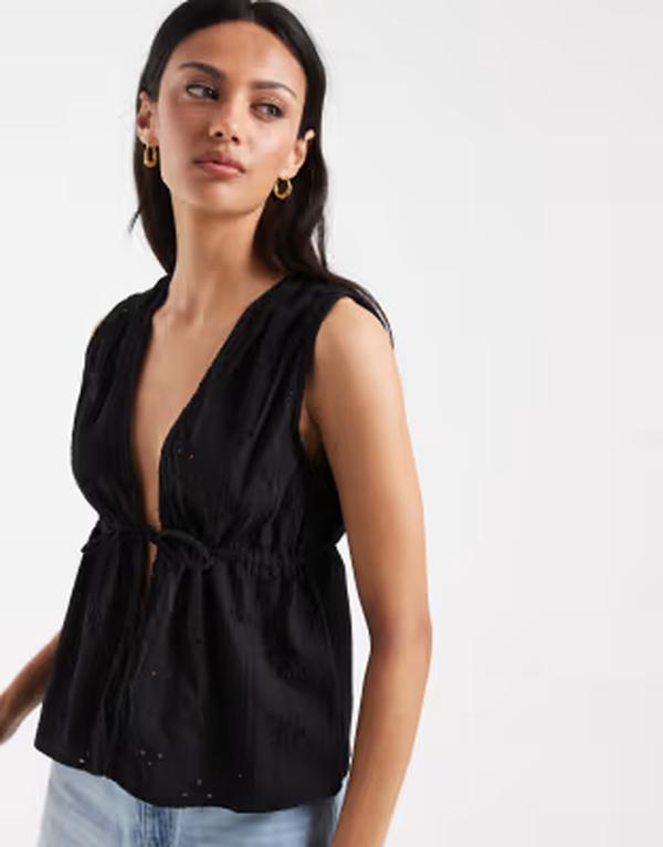 オンリー レディース トップス ティーシャツ ONLY tie front embroidery top Black 黒いこと