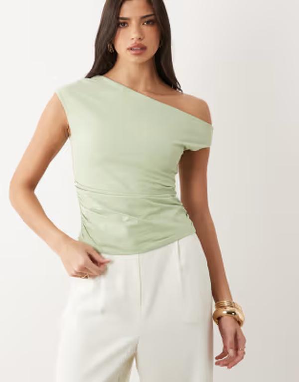 エイソス レディース トップス シャツ ギャザー ASOS DESIGN off the shoulderuchedetailing top in sage GREEN グリーン｜ReVida 店