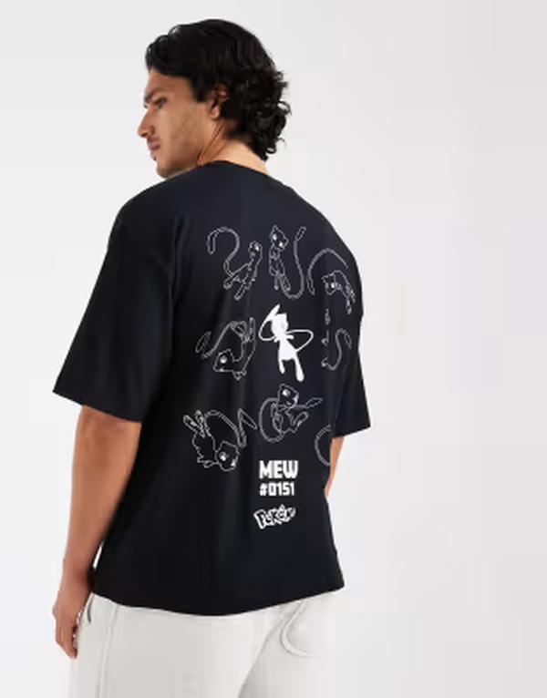エイソス メンズ トップス ティーシャツ 刷り上げる ASOS DESIGN oversized T-shirt with Pokemon Mewtwo print Black 黒いこと