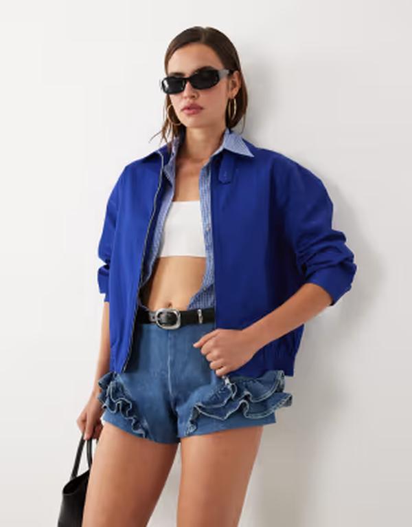 マンゴ レディース アウター 上衣・上衣 照明ランプのど首 Mango starring Hailey Bieber funnel neck zip bomber jacket インチ electric BLUE 青碧