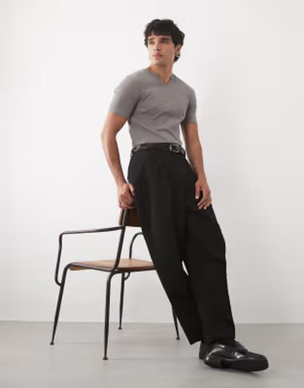 エイソス メンズ トップス ティーシャツ ASOS DESIGN muscle fit-shirt with notch neck rib CLIFFSIDE GRAY 薄墨色