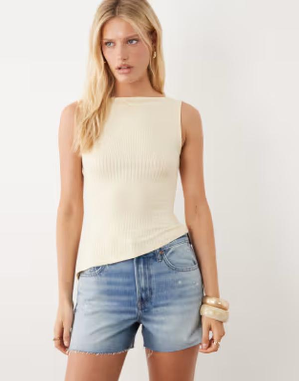 エイソス レディース トップス ティーシャツ 非相称 ノースリーブ ASOS DESIGN sleeveless with slash neck and asymmetric hem top インチ yellow 黄色