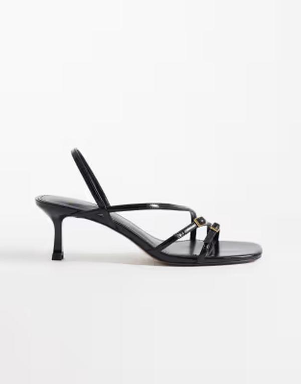 マンゴ レディース シューズ サンダル ミニ 踵 Mango strappy minimal heeled sandals with buckles Black 黒いこと