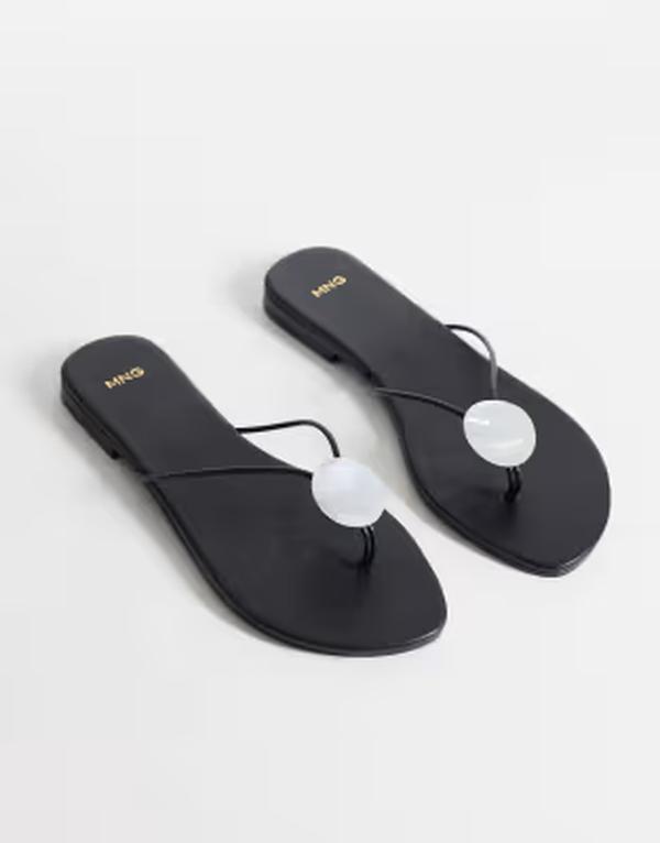 マンゴ レディース シューズ サンダル なめし革 Mango 100% leather flat sandals with pearl detail Black 黒いこと