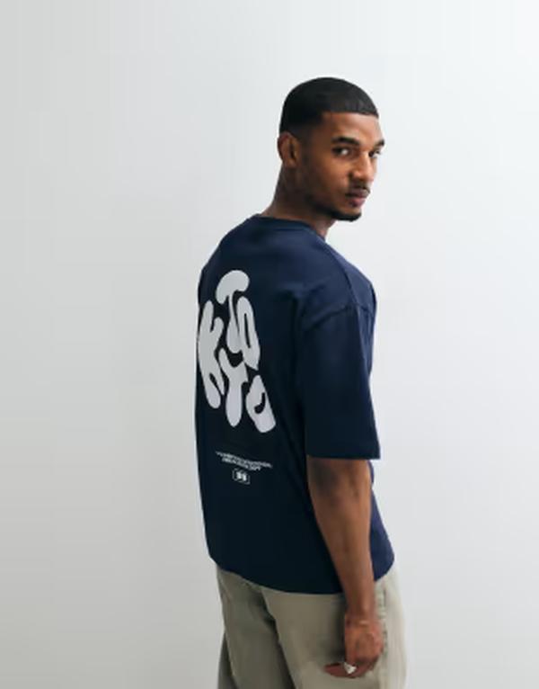 エイソス メンズ トップス ティーシャツ 刷り上げる ASOS DESIGN oversized T-shirt with Kyoto bubble text print NAVY BLAZER 米国海軍