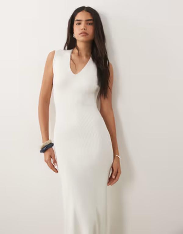 マンゴ レディース トップス ワンピース ミディ ノースリーブ ニット Mango compact knit sleeveless midi dress WHITE ホワイト|ReVida 店