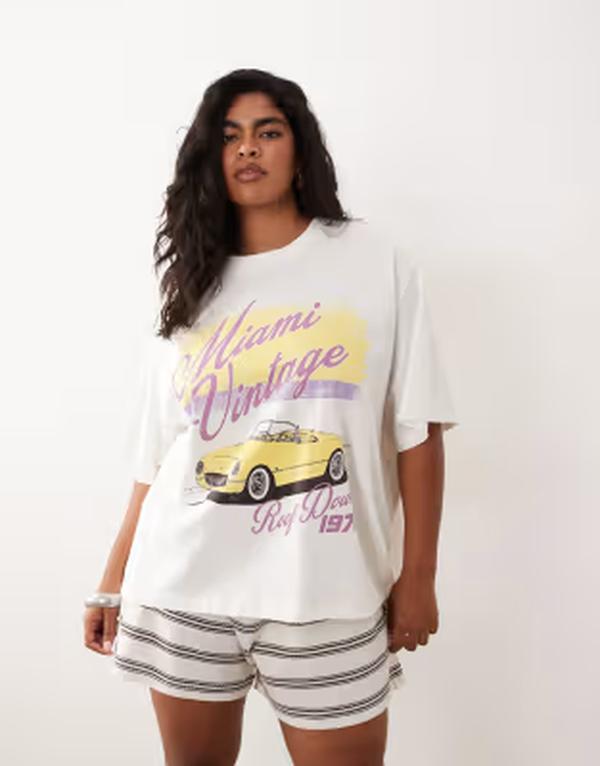 エイソス レディース トップス ティーシャツ ヴィンテージ グラフィック ASOS Curve ASOS DESIGN Curve oversized T-shirt with vintage car graphic インチ cream 皮膚軟化剤
