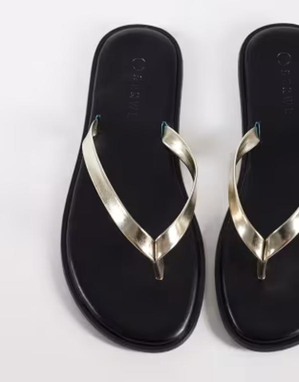 セクウェル レディース シューズ サンダル SEQWL jelly flip flops with gold strap GOLD ゴールド｜ReVida 店 11,005円