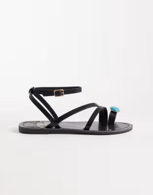 セクウェル レディース シューズ サンダル SEQWL strappy flat sandals with toembellishment Black ブラック｜ReVida 店