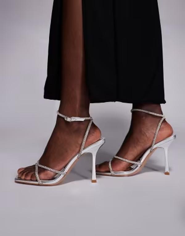 シミー ワイドフィット レディース シューズ サンダル ヒール Simmi Wide Fit Simmi London Wide Fit Judy embellished heeled sandal silver mirror シルバー|ReVida 店