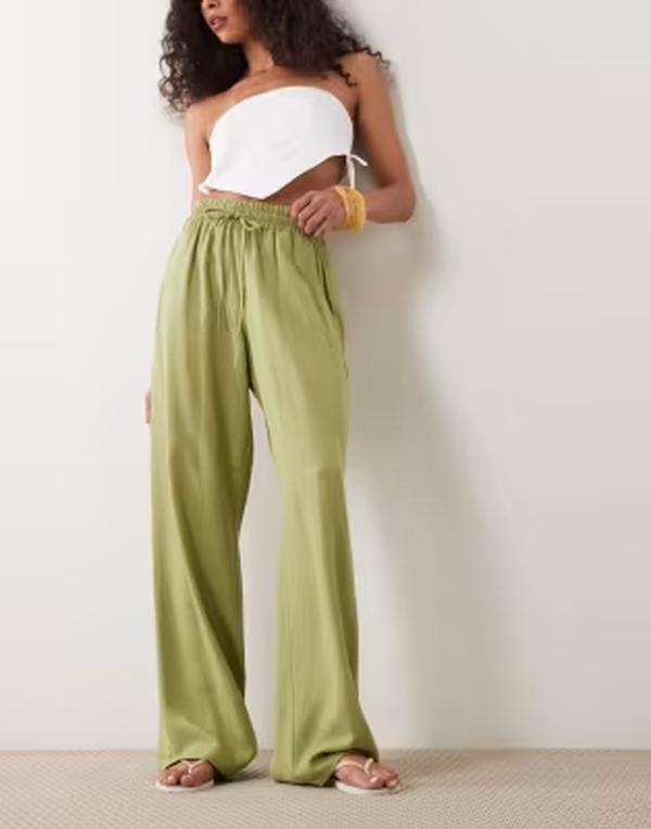 エイソス レディース ボトムス 心地好いズボン下 ワイドレッグ リネン ASOS DESIGN linen blend wide leg pull-on pants インチ olive Green 緑であること