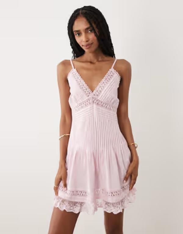 ミスセルフフリッジ レディース トップス ワンピース ミニ レース Misselfridge cami lace detail mini dress PINK ピンク|ReVida 店