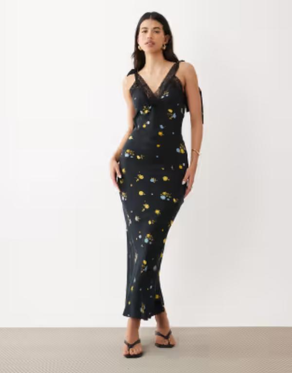 エイソス レディース トップス ワンピース レーストリム フラワー柄 レース マキシ フラワー ASOS DESIGN maxi slip dress with lace trim and ties floral Black Floral ブラック｜ReVida 店 16,860円