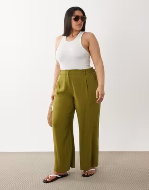 エイソス レディース ボトムス 心地好いズボン下 引っ切り無い リネン ASOS Curve ASOS DESIGN Curve relaxed straight leg pants with linen Green 緑であること